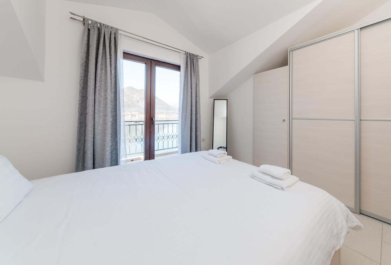 Apartments Miramar Котор Экстерьер фото