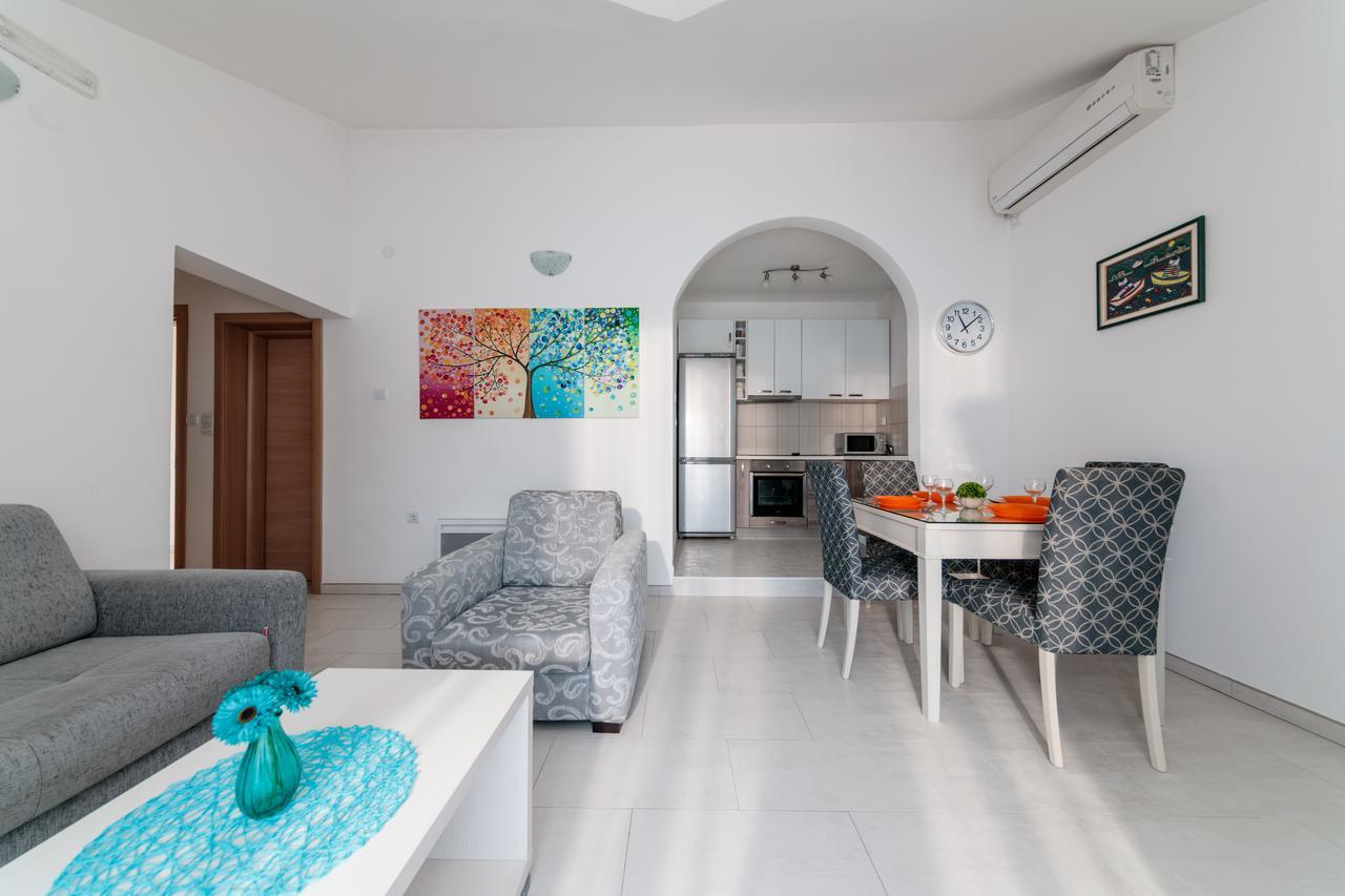 Apartments Miramar Котор Экстерьер фото