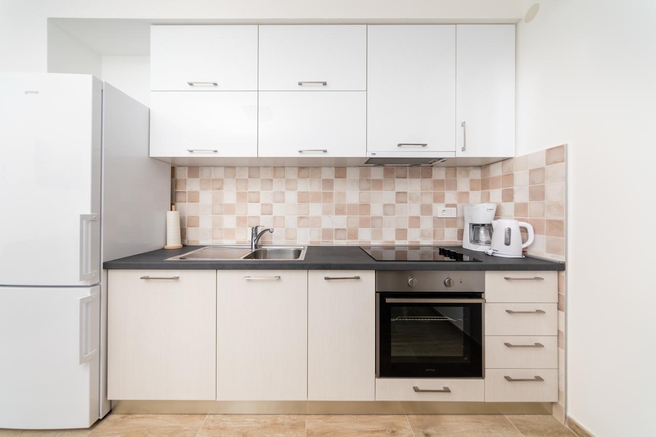 Apartments Miramar Котор Экстерьер фото